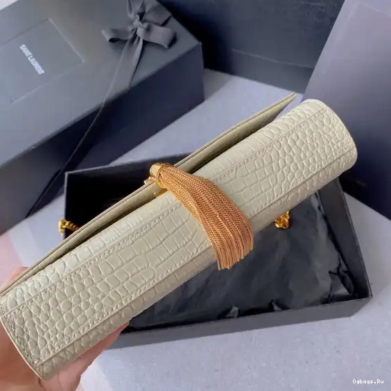 KATE MEDIUM YSL 0629